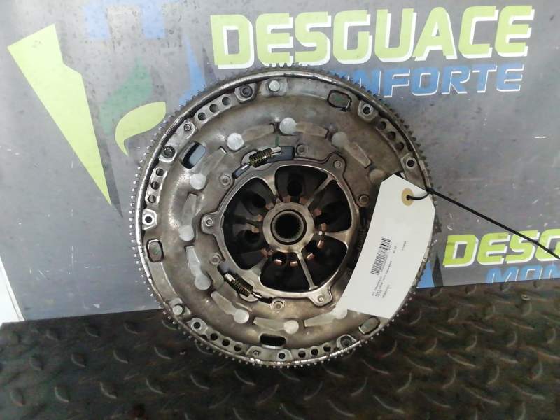VOLANTE MOTOR 323064110 