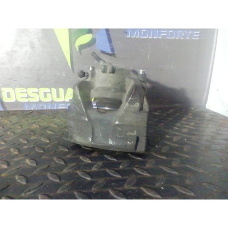 Recambio de pinza freno delantera derecha para dacia duster laureate 4x4 referencia OEM IAM 070NGJS  