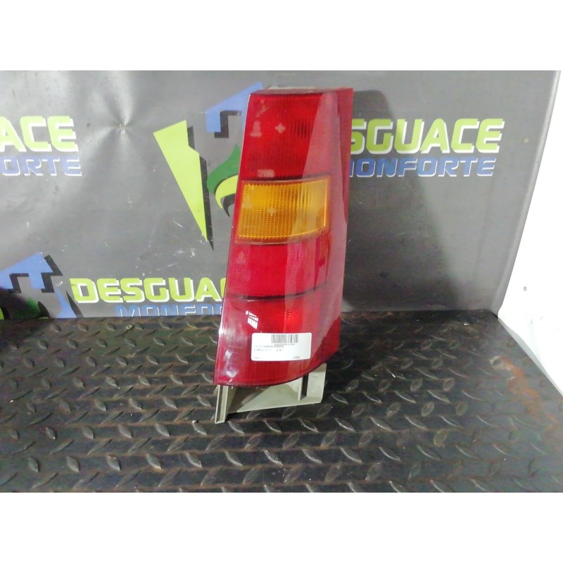 Desguace MonfortePILOTO TRASERO DERECHO 45057 RENAULTPiloto trasero derecho|Desguace Monforte