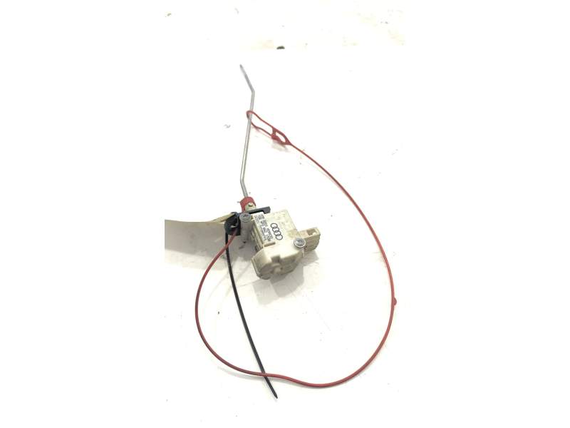 MOTOR TAPA COMBUSTIBLE 4F0862153B 
