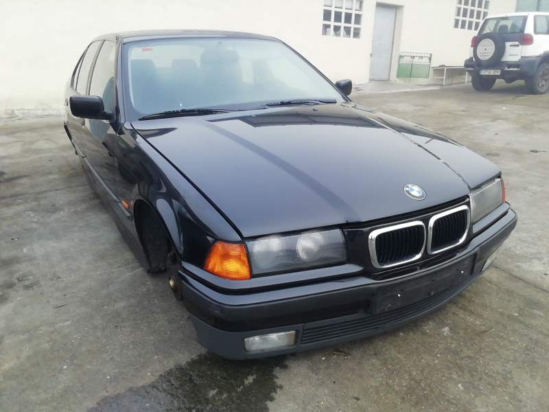 BMW SERIE 3 BERLINA (E36)