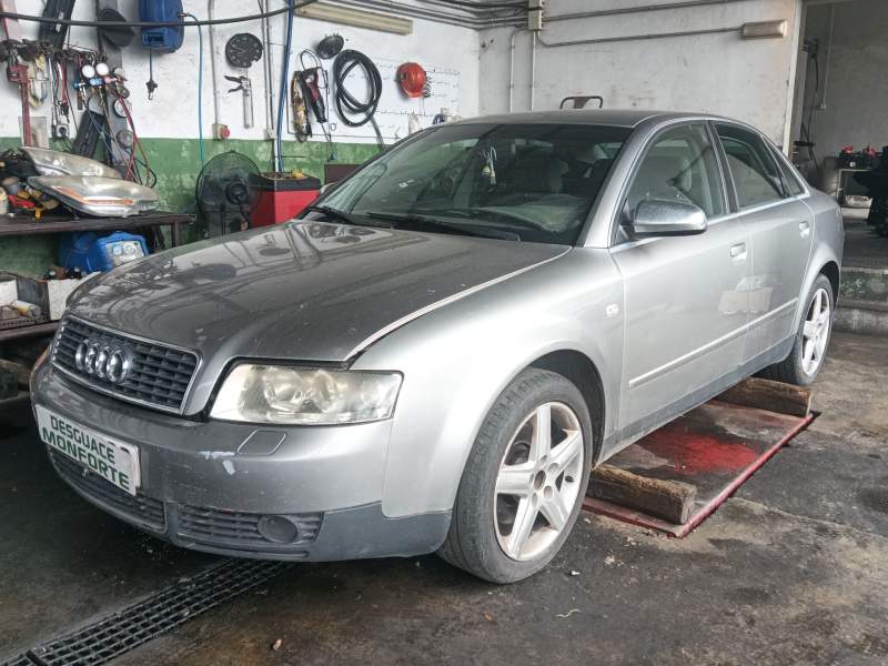AUDI A4 B6 (8E2)