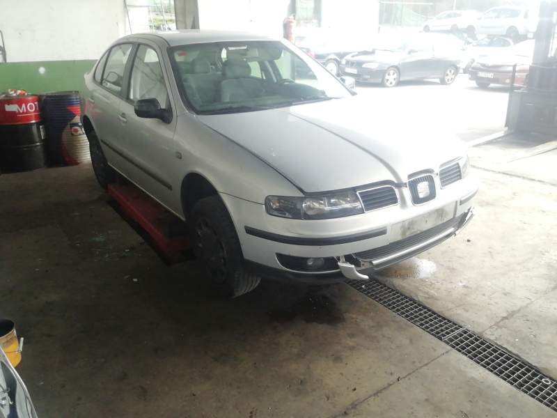 SEAT TOLEDO (1M2)