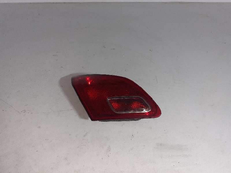 PILOTO TRASERO IZQUIERDO 13358075 