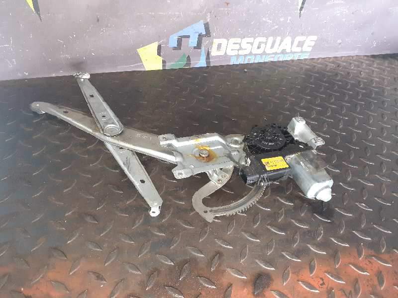 ELEVALUNAS DELANTERO IZQUIERDO 90520191 