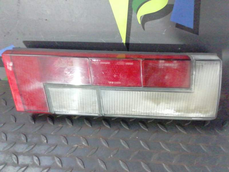 PILOTO TRASERO DERECHO 337546D 