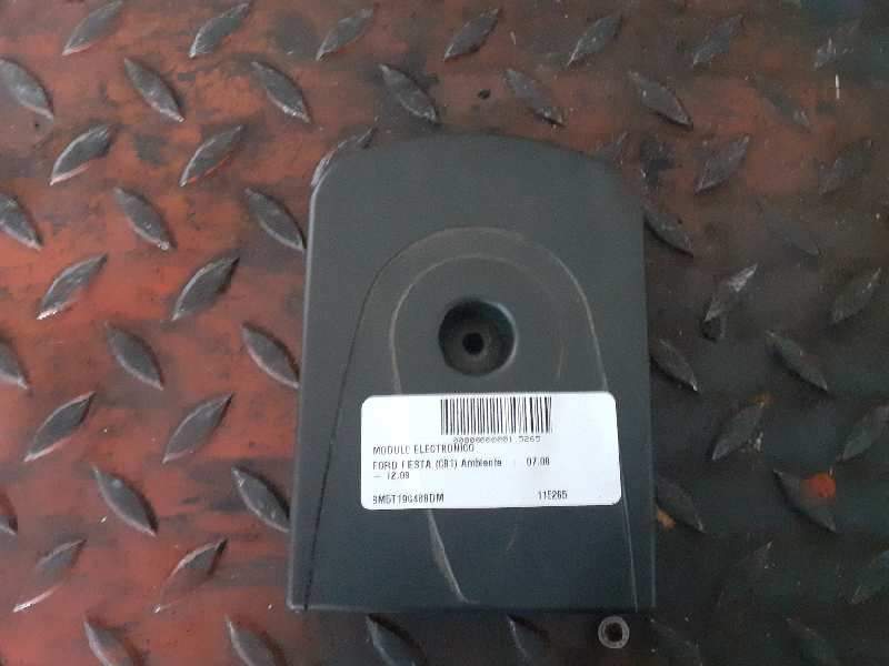 MODULO ELECTRONICO 8M5T19G488DM 0660081953 15A216304