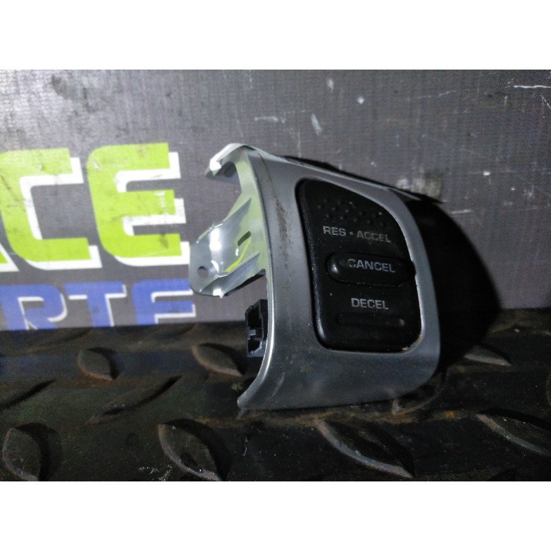 Desguace MonforteMANDO VOLANTE 56010686AA JEEPMando volante|Desguace Monforte