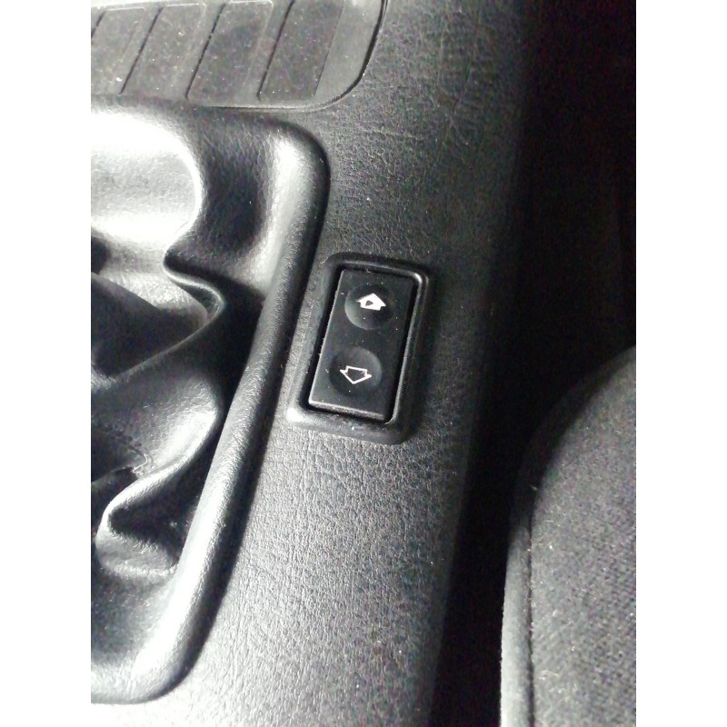 Desguace MonforteMANDO ELEVALUNAS DELANTERO DERECHO BMWMando elevalunas delantero derecho|Desguace Monforte