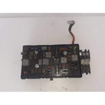 Recambio de caja reles / fusibles para chevrolet cruze (j300) 2.0 cdi referencia OEM IAM 13222782 13255300 544949969