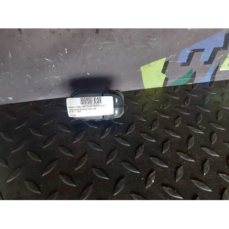 Recambio de mando elevalunas delantero izquierdo para ford focus berlina (cak) trend referencia OEM IAM 4781958 YS4T14529AA 
