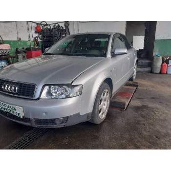 AUDI A4 BERLINA (8E)