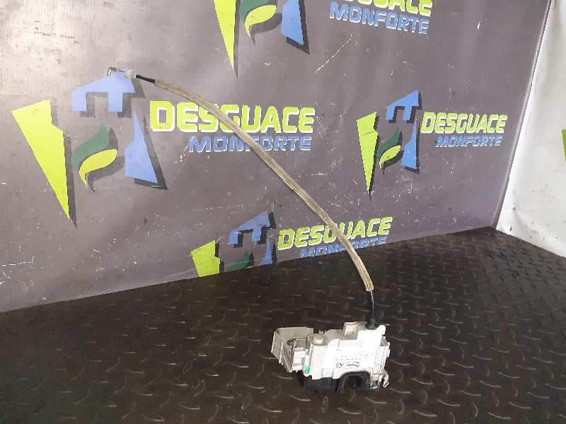 CERRADURA PUERTA TRASERA DERECHA 