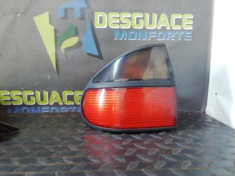 PILOTO TRASERO IZQUIERDO 7700820052 