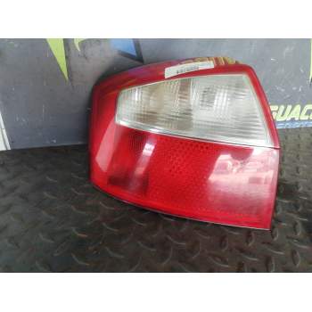 PILOTO TRASERO IZQUIERDO 8E0945095 153947 