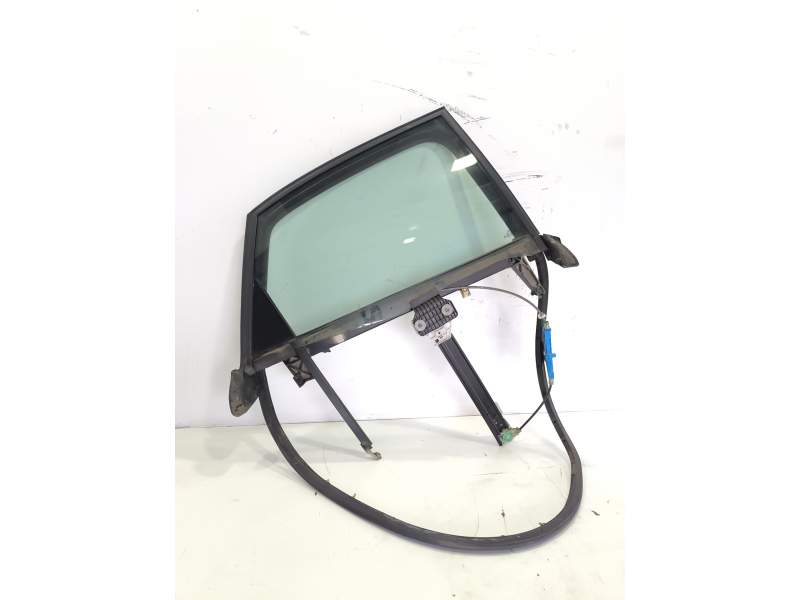 ELEVALUNAS TRASERO DERECHO SIN MOTOR 8E0839462A 