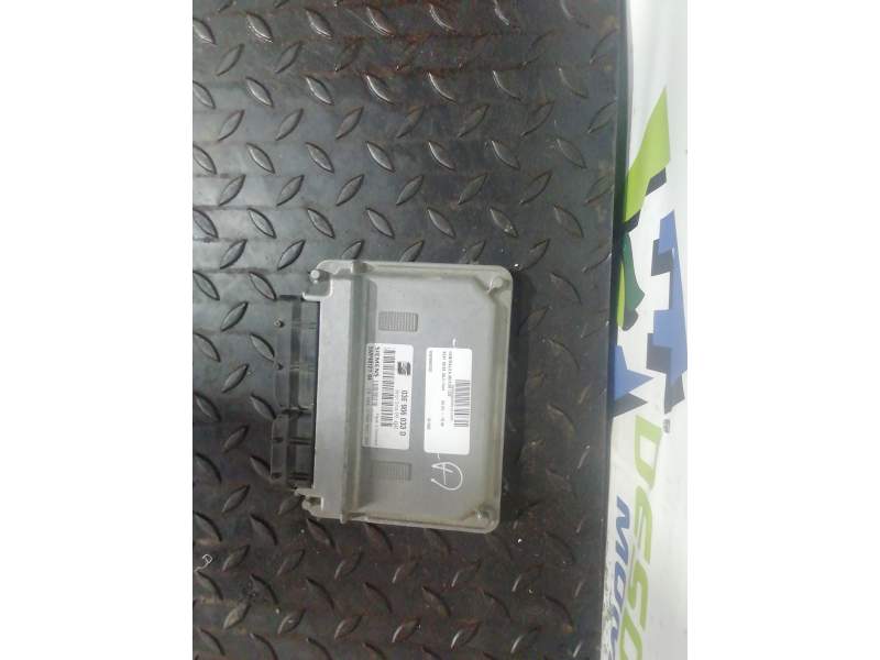 CENTRALITA MOTOR UCE 03E906033D 