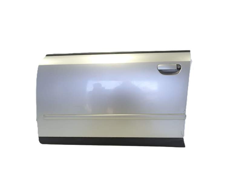 PUERTA DELANTERA DERECHA 8E0831052 
