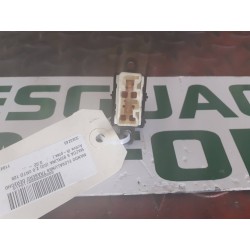 Desguace MonforteMANDO ELEVALUNAS TRASERO DERECHO 3583Z45 MAZDAMando elevalunas trasero derecho|Desguace Monforte