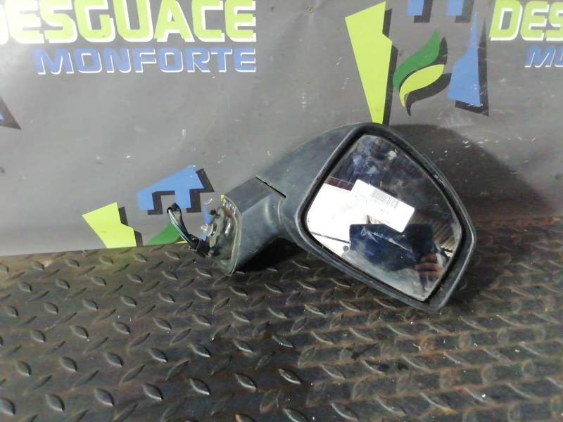RETROVISOR DERECHO 774114251 