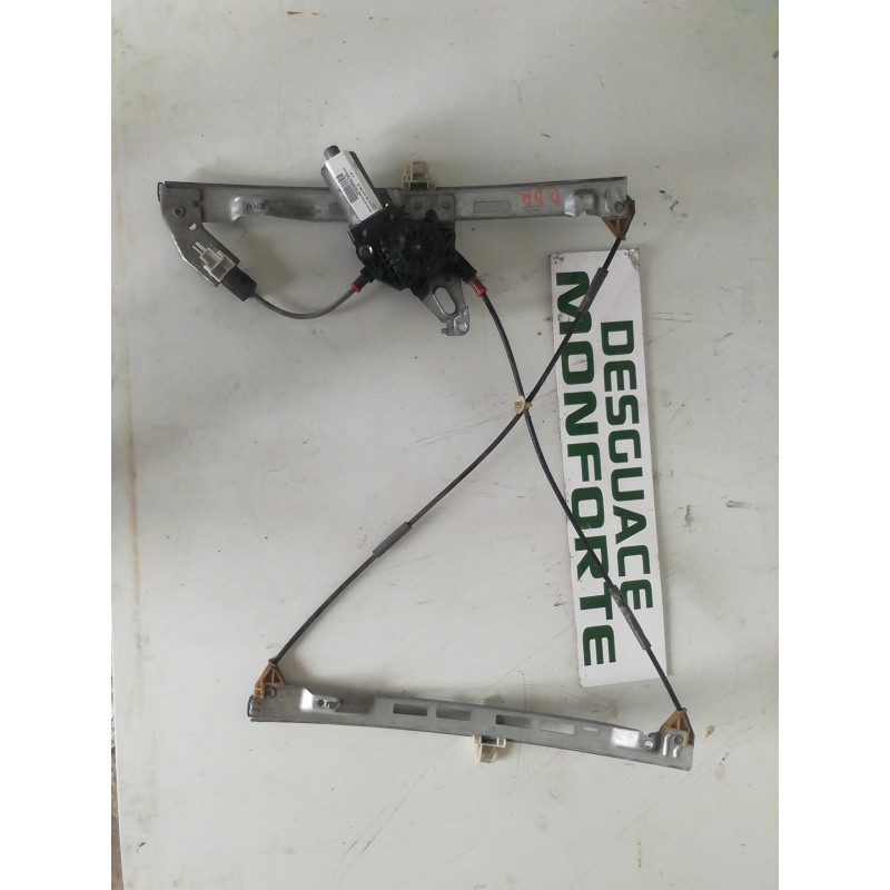 Desguace MonforteMOTOR ELEVALUNAS DELANTERO DERECHO PEUGEOTMotor elevalunas delantero derecho|Desguace Monforte
