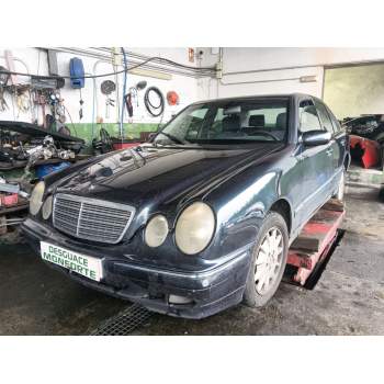 mercedes-benz clase e (w210) del año 2004