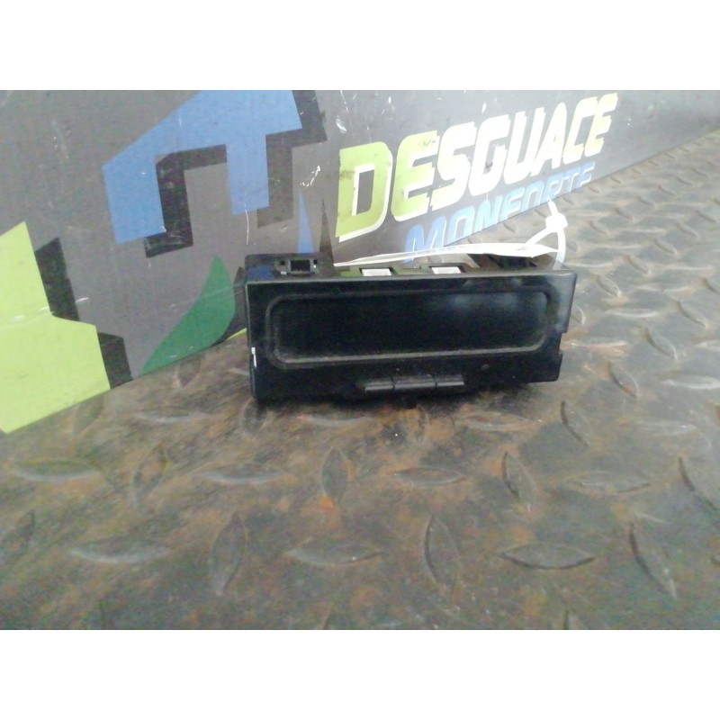 Desguace MonfortePANTALLA MULTIFUNCION 8200028364A RENAULTPantalla multifuncion|Desguace Monforte
