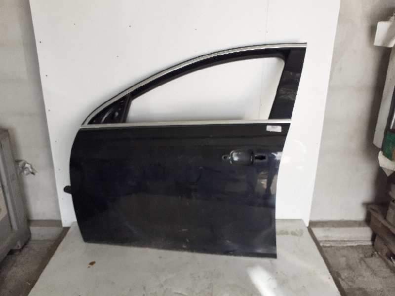 PUERTA DELANTERA IZQUIERDA 124097 128283 