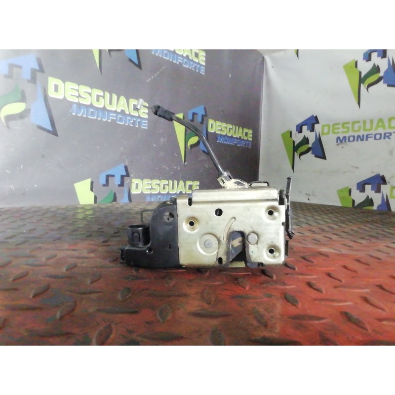 Desguace MonforteCERRADURA PUERTA DELANTERA DERECHA RENAULTCerradura puerta delantera derecha|Desguace Monforte