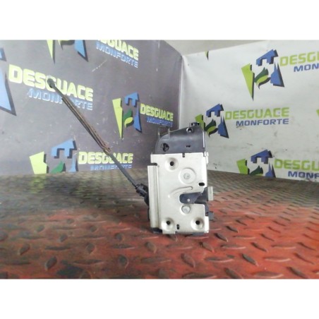 Recambio de cerradura puerta trasera izquierda para renault scenic ii grand luxe privilege referencia OEM IAM   
