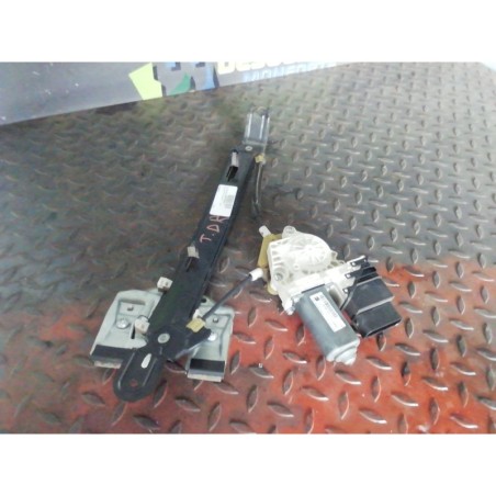 Recambio de elevalunas trasero derecho para seat leon (1p1) reference referencia OEM IAM 1K0959334N 983600334 98360033402