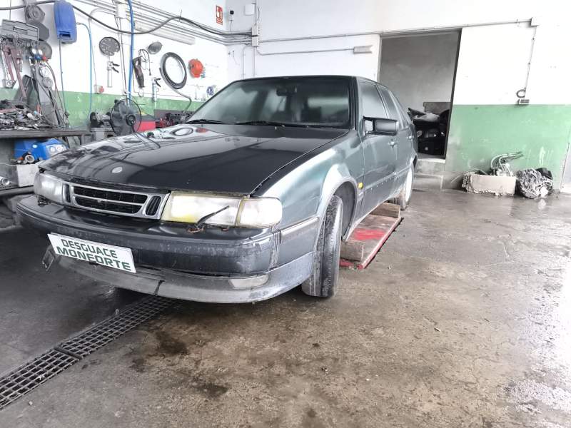 SAAB 9000