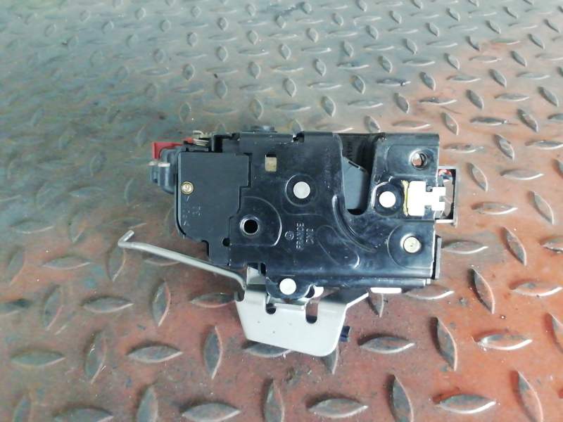 CERRADURA PUERTA TRASERA IZQUIERDA 8E0839015C 