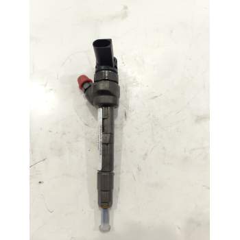 INYECTOR 13537810702 0445110478 