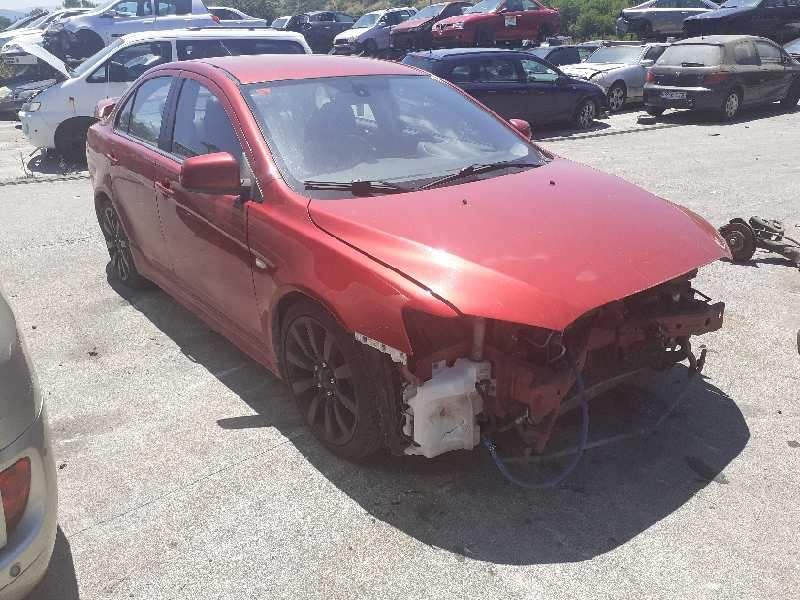 MITSUBISHI LANCER BERLINA (CY0)