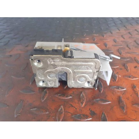 Recambio de cerradura puerta trasera izquierda para renault clio ii fase i (b/cbo) 1.4 16v tech-run referencia OEM IAM 770146994