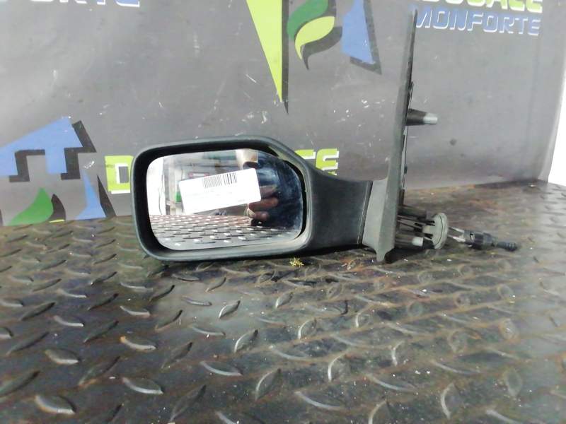RETROVISOR DERECHO 8151Q8 