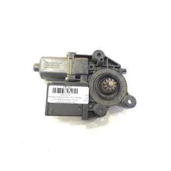 MOTOR ELEVALUNAS DELANTERO DERECHO 807301396R 