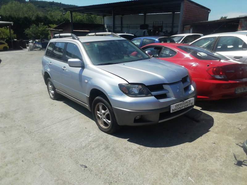 MITSUBISHI OUTLANDER (CU0W)