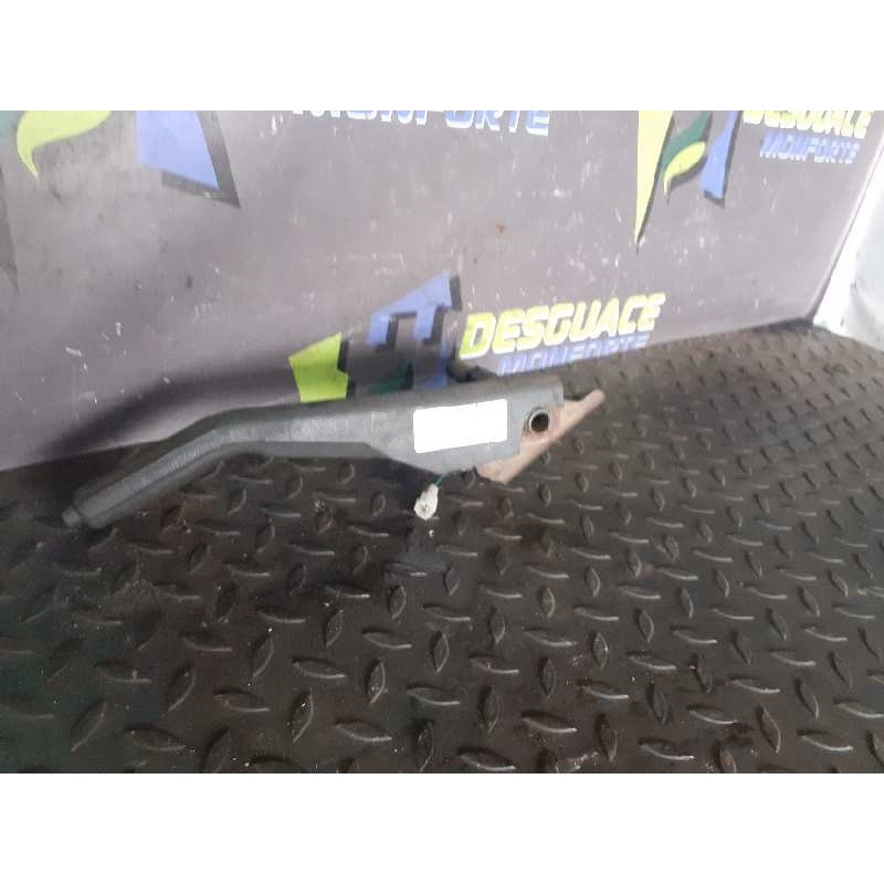 Desguace MonfortePALANCA FRENO DE MANO MB775363 MITSUBISHIPalanca freno de mano|Desguace Monforte