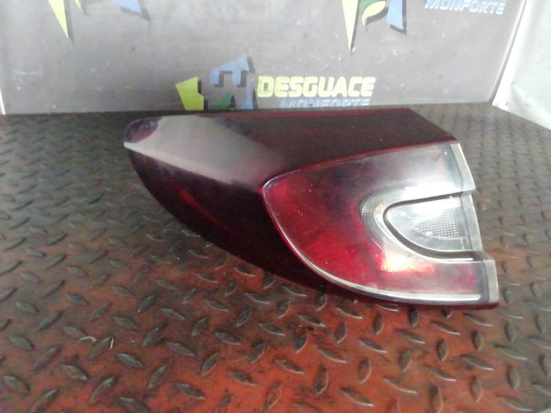 PILOTO TRASERO IZQUIERDO 265550010R 
