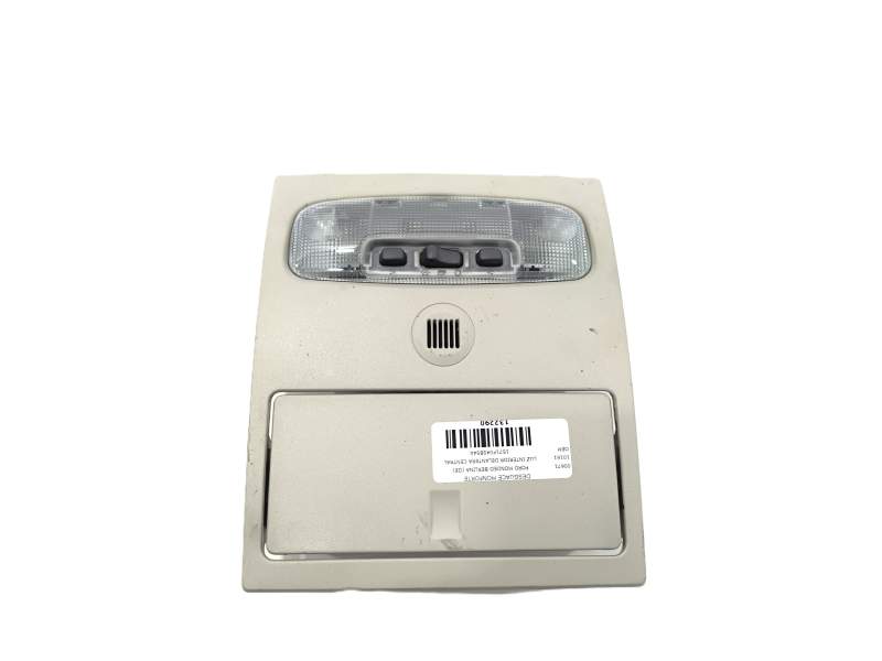 LUZ INTERIOR DELANTERA CENTRAL 1S71F045B54A 
