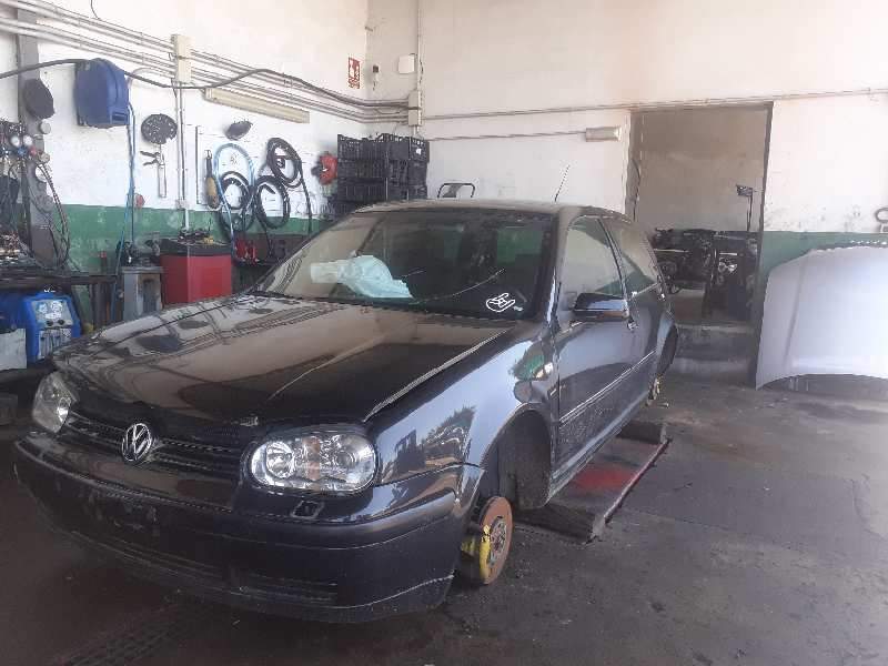 VOLKSWAGEN GOLF IV BERLINA (1J1)