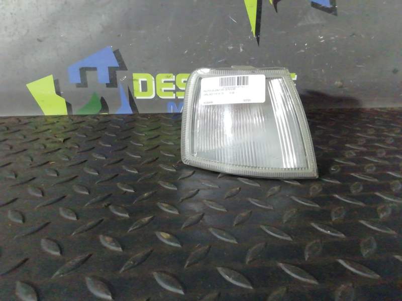 PILOTO DELANTERO DERECHO R2394998 