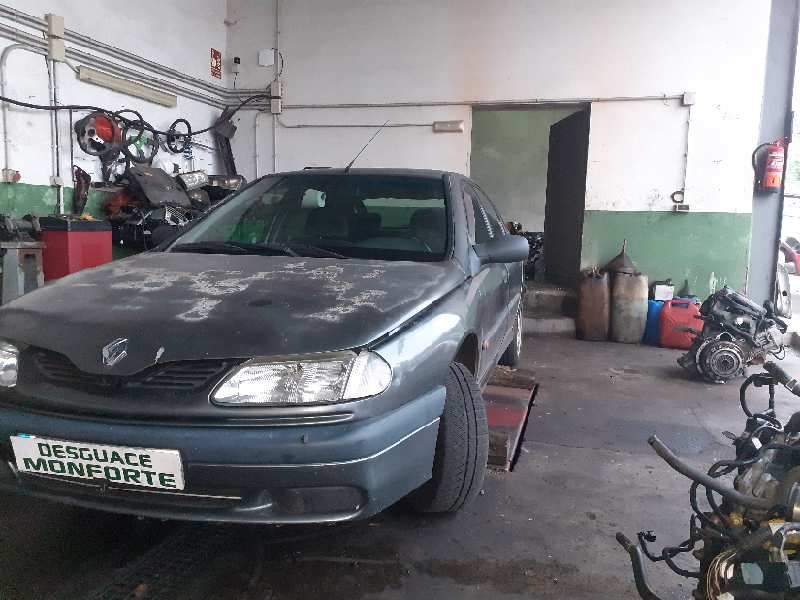 RENAULT LAGUNA (B56)