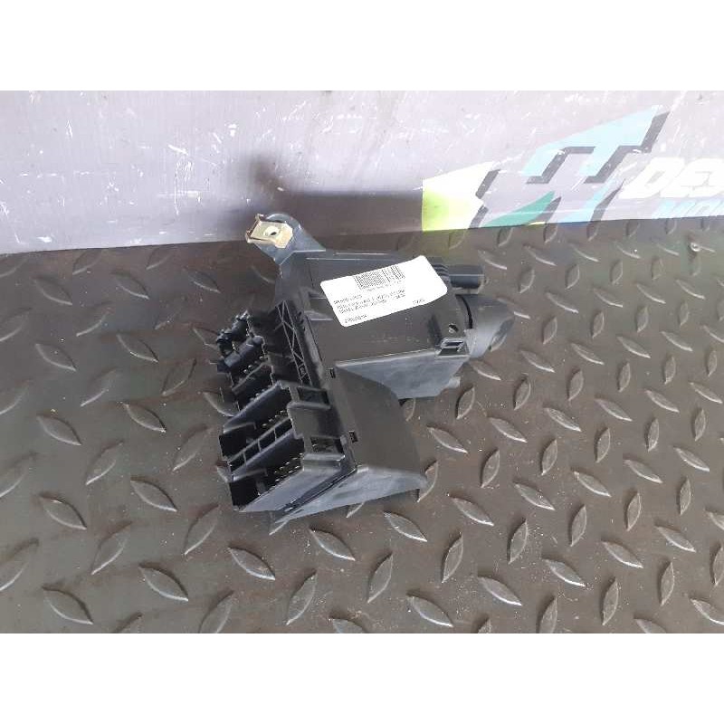 Desguace MonforteMANDO LUCES 2105450104 MERCEDES-BENZMando luces|Desguace Monforte