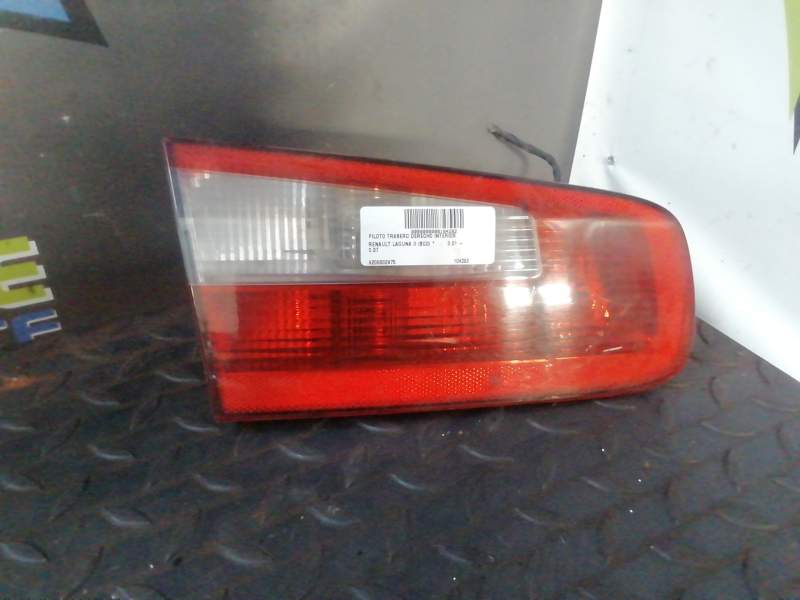 PILOTO TRASERO DERECHO INTERIOR 8200002475 