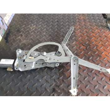 ELEVALUNAS DELANTERO DERECHO 0130821278 680187498000 0513319776100
