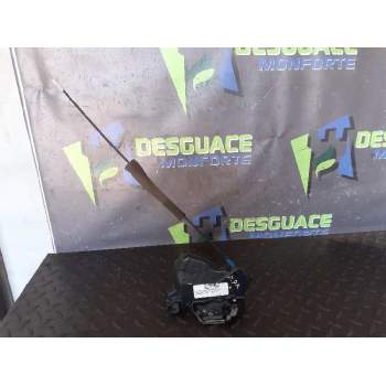 Recambio de cerradura puerta delantera derecha para toyota corolla (e12) 2.0 d-4d linea sol berlina referencia OEM IAM   