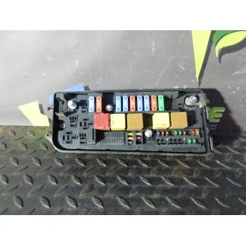 CAJA RELES / FUSIBLES 13170900 519065106 